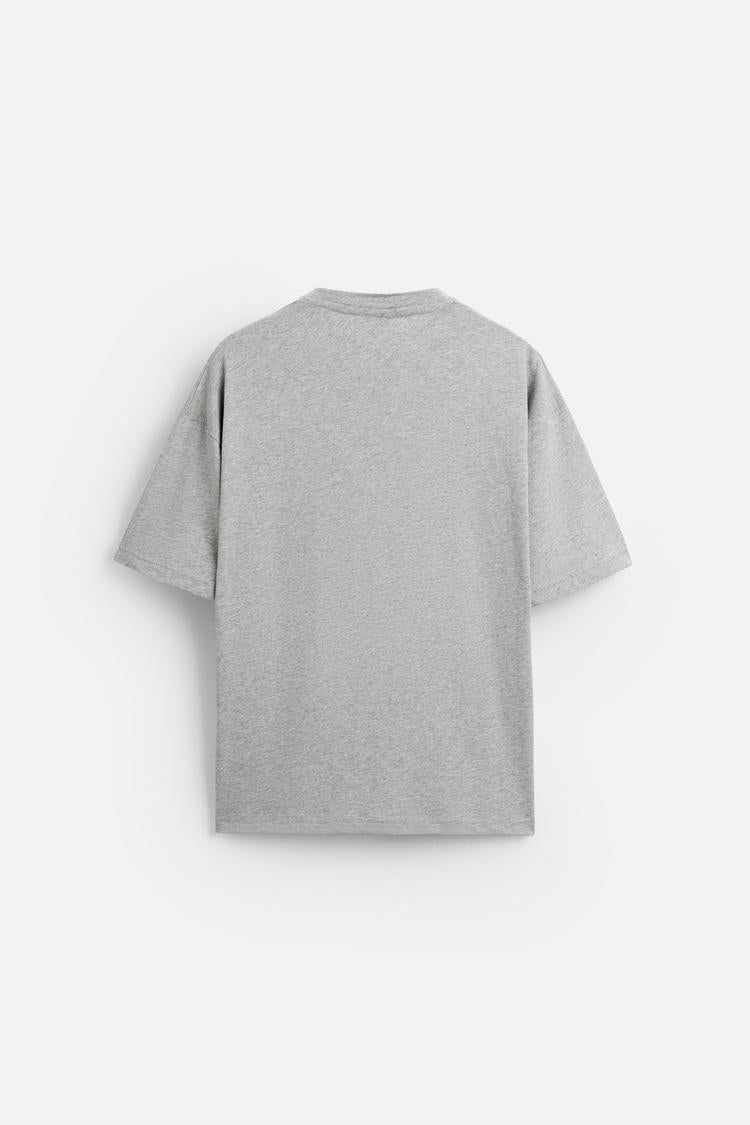 TEXTURED SLOGAN T-SHIRT