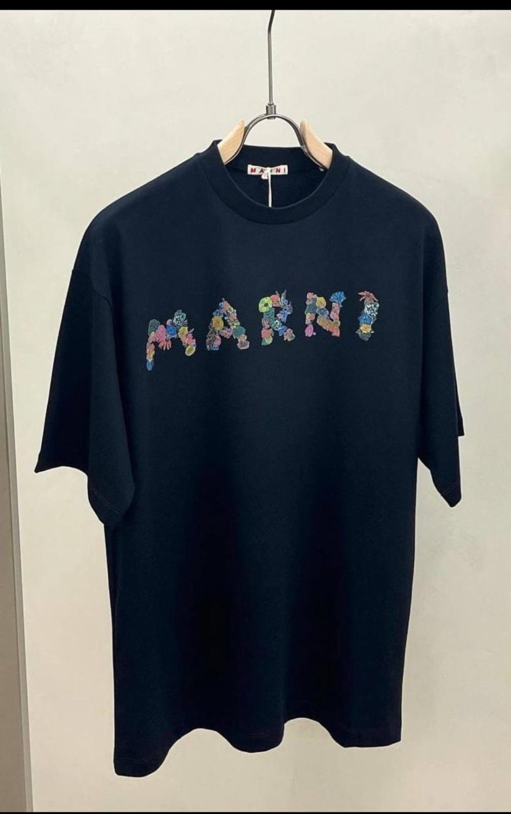 T-SHIRT WITH BOUQUET LOGO