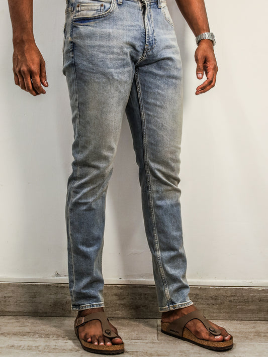 Men’s Slim Fit Washed Blue Jeans